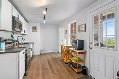 8 E Sycamore St, Pittsburgh, PA 15211 - Photo 4