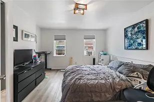 8 E Sycamore St, Pittsburgh, PA 15211 - Photo 8