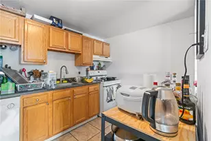 8 E Sycamore St, Pittsburgh, PA 15211 - Photo 16