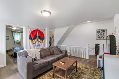 8 E Sycamore St, Pittsburgh, PA 15211 - Photo 14