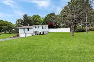 140 Marlene Dr, Chippewa Township, PA 15010 - Photo 2