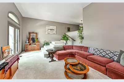 109 Colwyn Rd, Ross Twp, PA 15237 - Photo 16
