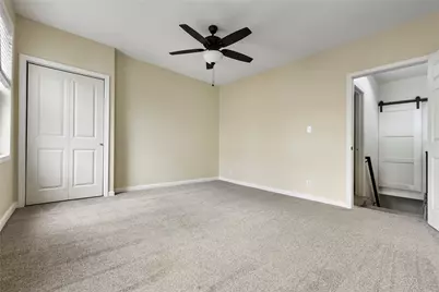 2828 Larkins Way, Pittsburgh, PA 15203 - Photo 10