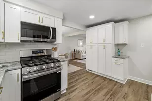 208 Lochinver Dr, Moon/Crescent Twp, PA 15108 - Photo 20