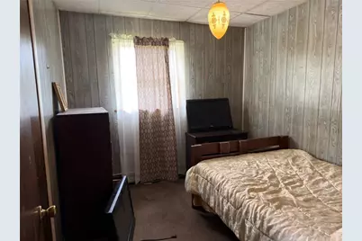 100 Penn St, Green/Commdre/Prchse, PA 15724 - Photo 16