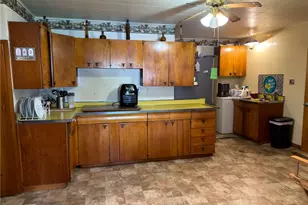 100 Penn St, Green/Commdre/Prchse, PA 15724 - Photo 10