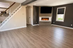 870 N Buhl Farm Dr, Sharpsville, PA 16148 - Photo 8