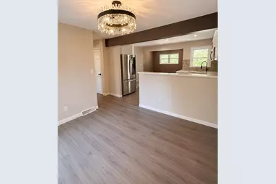 870 N Buhl Farm Dr, Sharpsville, PA 16148 - Photo 6
