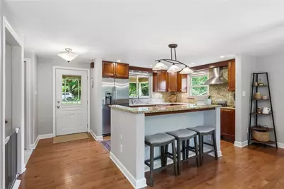 1298 Arrowood Dr, Pittsburgh, PA 15243 - Photo 8