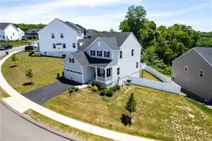 149 Woodsman Rdg Dr, Jackson Township, PA 16063 - Photo 2