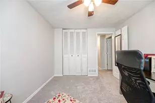 417 Lark Tree Cir, South Fayette, PA 15017 - Photo 18
