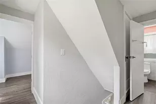 401 E Burgess St, Pittsburgh, PA 15214 - Photo 32