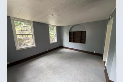 537 Thompson, Donora, PA 15033 - Photo 6