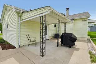 1009 Hazel St, New Castle, PA 16101 - Photo 30