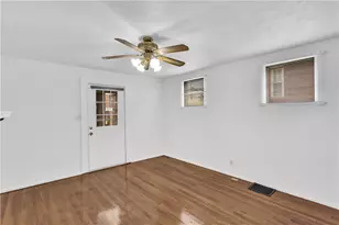 1502 Maple Ave, Turtle Creek, PA 15145 - Photo 12