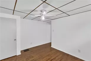 1502 Maple Ave, Turtle Creek, PA 15145 - Photo 14