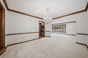 209 Tyburn Woods Dr, Pittsburgh, PA 15044 - Photo 12
