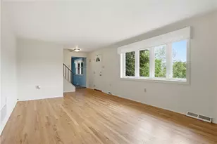 8836 Willoughby Rd, Pittsburgh, PA 15237 - Photo 6
