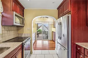 916 Bellaire Ave, Pittsburgh, PA 15226 - Photo 10