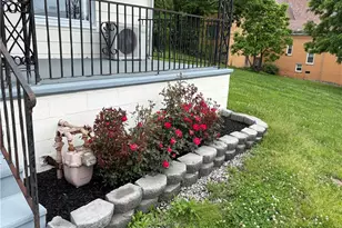 549 Thompson, Donora, PA 15033 - Photo 2