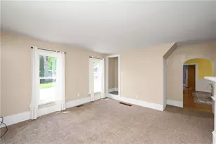 303 Home St, Mercer Boro, PA 16137 - Photo 10