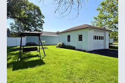 1010 Sunset Ave, Grove City Boro, PA 16127 - Photo 4