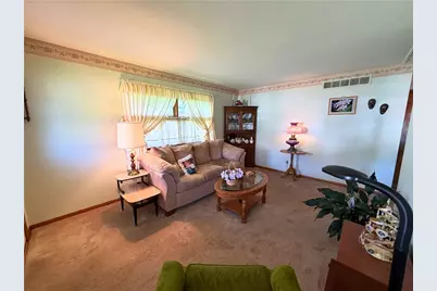 1010 Sunset Ave, Grove City Boro, PA 16127 - Photo 6