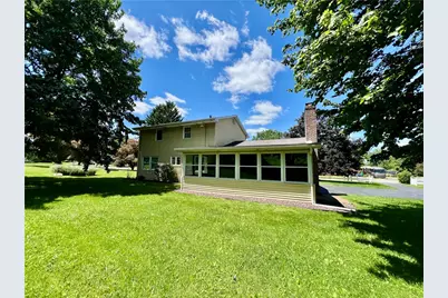 156 Clarksen Dr, Union Township, PA 16101 - Photo 4
