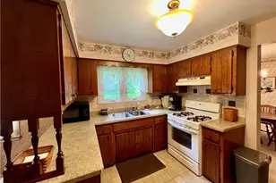 156 Clarksen Dr, Union Township, PA 16101 - Photo 10