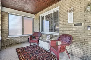 302 Parkfield St, Pittsburgh, PA 15210 - Photo 32