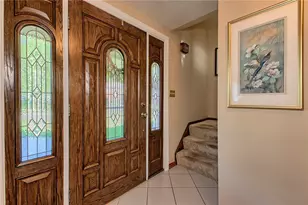 108 Wiltshire Cir, Monroeville, PA 15146 - Photo 6