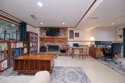 105 Nanton Way, Robinson Twp, PA 15108 - Photo 18