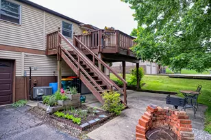 105 Nanton Way, Robinson Twp, PA 15108 - Photo 14