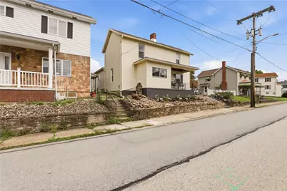 136 Morewood St, Mt Pleasant Boro, PA 15666 - Photo 1