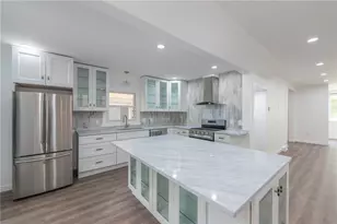 6334 Forward Ave, Pittsburgh, PA 15217 - Photo 16