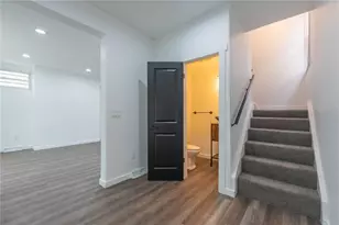 6334 Forward Ave, Pittsburgh, PA 15217 - Photo 2