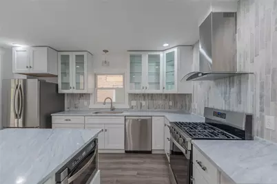 6334 Forward Ave, Pittsburgh, PA 15217 - Photo 12