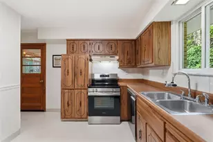 2843 Orlando Pl, Blackridge, PA 15235 - Photo 10
