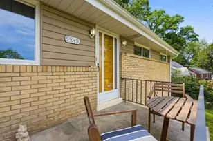 2843 Orlando Pl, Pittsburgh, PA 15235 - Photo 2