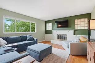 2843 Orlando Pl, Blackridge, PA 15235 - Photo 4