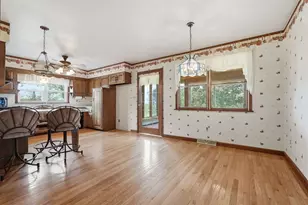 1389 Gilchrist Rd, Bethel Township, PA 15690 - Photo 12