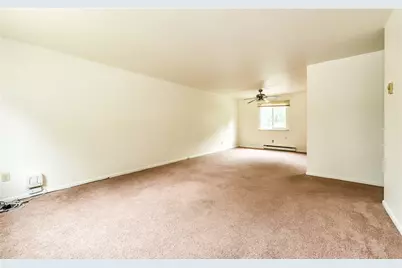 2044 Renton Rd, Pittsburgh, PA 15239 - Photo 4