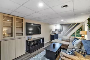 720 Linda Dr, Pittsburgh, PA 15226 - Photo 20