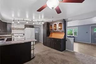 139 Washington St, Freeport, PA 16229 - Photo 6
