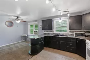 139 Washington St, Freeport, PA 16229 - Photo 8