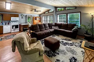 365 S Shore Trail, Indian Lake Boro, PA 15926 - Photo 10