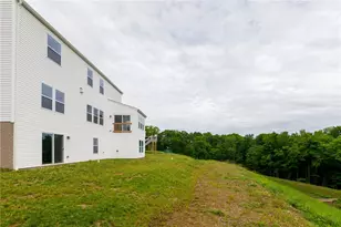109 Mesa Dr, Moon/Crescent Twp, PA 15108 - Photo 30
