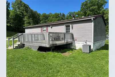 5 Spruce Ln, White Township, PA 15701 - Photo 2
