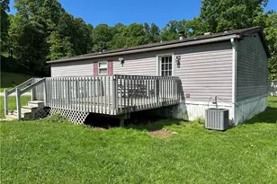 5 Spruce Ln, White Township, PA 15701 - Photo 2