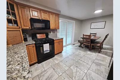 1021 Balsam Drive, South Strabane, PA 15301 - Photo 8